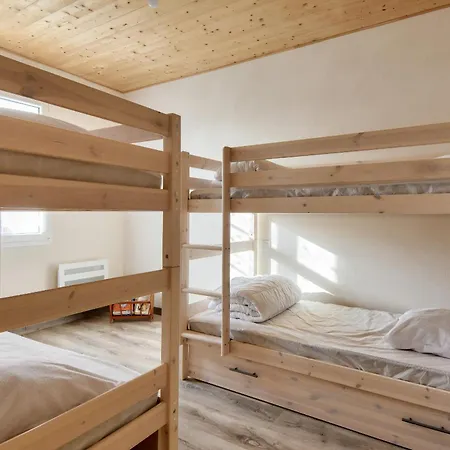 Hébergement de vacances Jolie Maison à Avec Jardin Pour 8 Personnes L'Epine (Vendee)